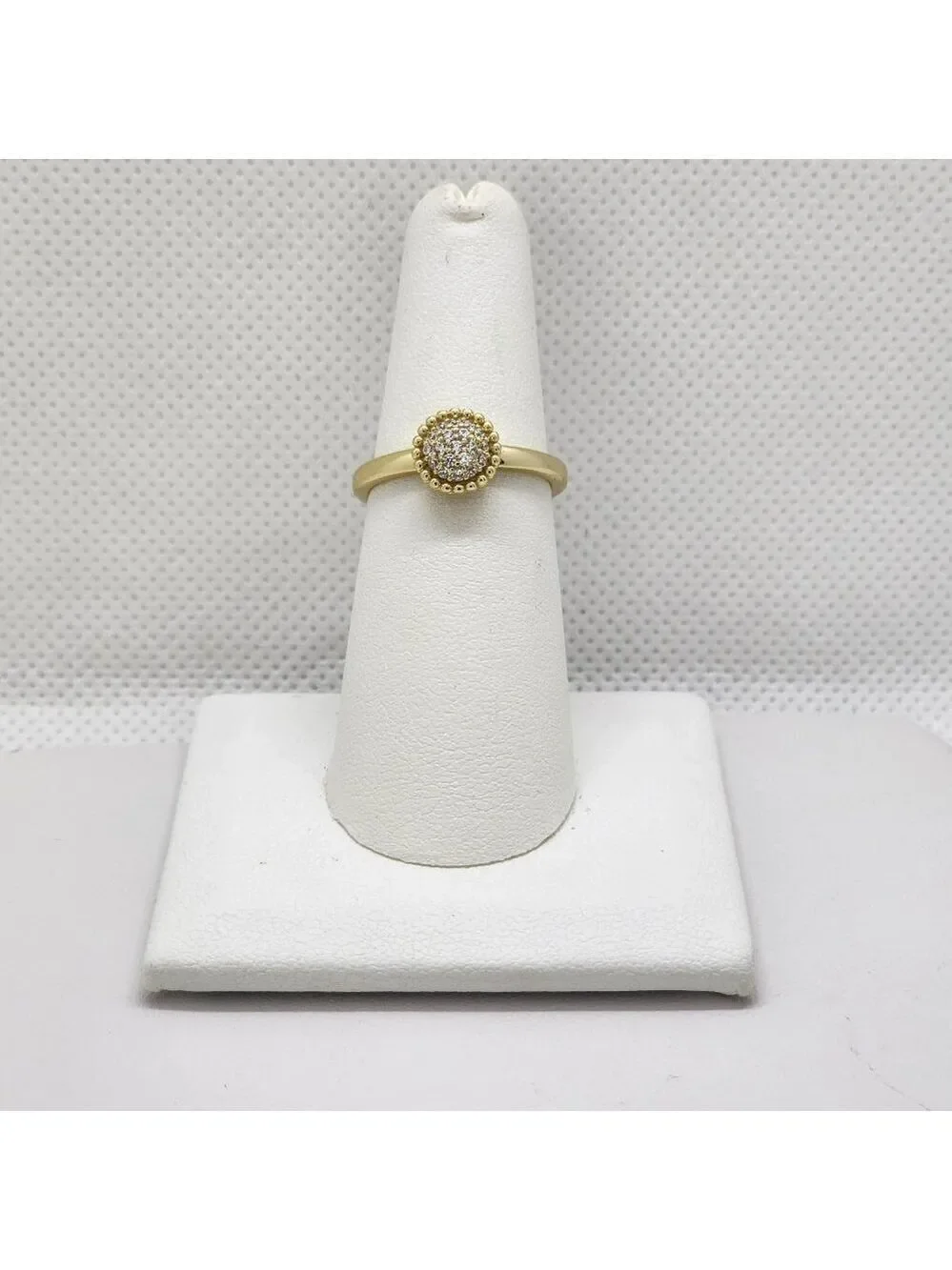 Brand New Sterling Silver 925 Round Cubic Zirconia Stones Ring